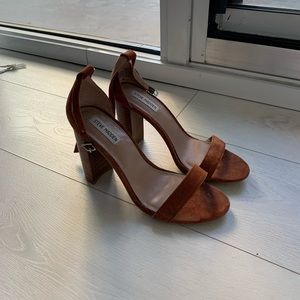 Brown Steve Madden suede heels
